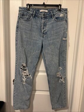 Light Blue acid wash distressed High-Rise Women’s Jeans
